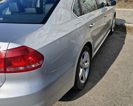 Серый Фольксваген Пассат, объемом двигателя 1.8 л и пробегом 215 тыс. км за 10500 $, фото 5 на Automoto.ua