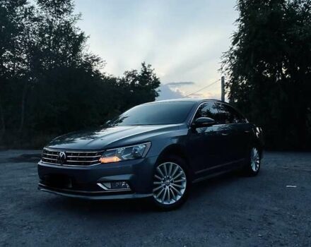 Сірий Фольксваген Пассат, об'ємом двигуна 1.8 л та пробігом 173 тис. км за 13800 $, фото 2 на Automoto.ua