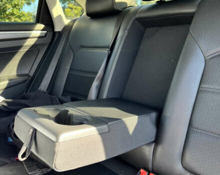 Серый Фольксваген Пассат, объемом двигателя 1.8 л и пробегом 157 тыс. км за 14800 $, фото 13 на Automoto.ua