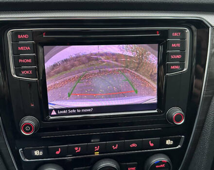 Серый Фольксваген Пассат, объемом двигателя 1.8 л и пробегом 180 тыс. км за 12800 $, фото 14 на Automoto.ua