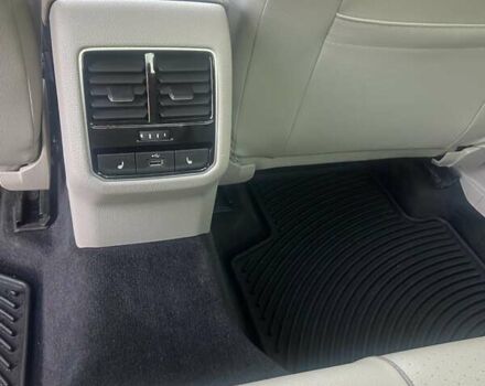 Сірий Фольксваген Пассат, об'ємом двигуна 1.8 л та пробігом 189 тис. км за 14000 $, фото 17 на Automoto.ua