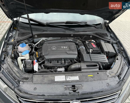 Фольксваген Пассат 2016 в Ужгороде на Automoto.ua Серый Фольксваген Пассат, объемом двигателя 1.8 л и пробегом 226 тыс. км за 13900 $, фото 13 на Automoto.ua
