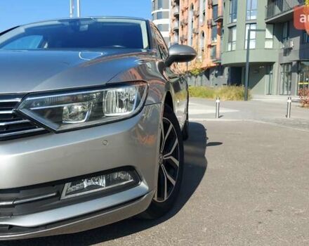 Серый Фольксваген Пассат, объемом двигателя 1.6 л и пробегом 297 тыс. км за 15000 $, фото 24 на Automoto.ua