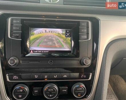 Сірий Фольксваген Пассат, об'ємом двигуна 1.8 л та пробігом 188 тис. км за 10999 $, фото 2 на Automoto.ua