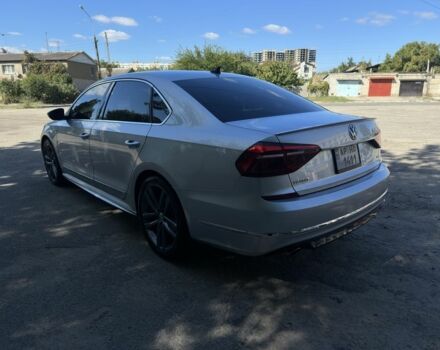 Серый Фольксваген Пассат, объемом двигателя 1.8 л и пробегом 146 тыс. км за 13800 $, фото 2 на Automoto.ua
