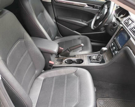 Сірий Фольксваген Пассат, об'ємом двигуна 1.8 л та пробігом 170 тис. км за 12900 $, фото 5 на Automoto.ua