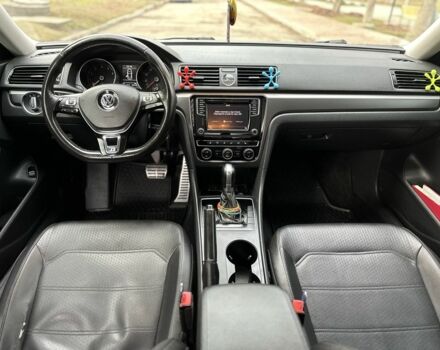 Сірий Фольксваген Пассат, об'ємом двигуна 1.8 л та пробігом 185 тис. км за 14600 $, фото 8 на Automoto.ua