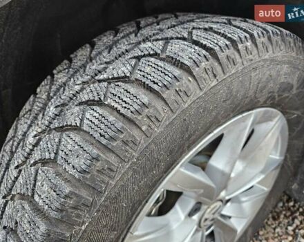 Серый Фольксваген Пассат, объемом двигателя 1.8 л и пробегом 217 тыс. км за 11700 $, фото 18 на Automoto.ua