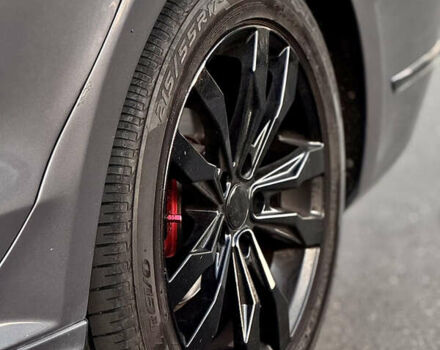 Серый Фольксваген Пассат, объемом двигателя 1.8 л и пробегом 118 тыс. км за 12899 $, фото 11 на Automoto.ua