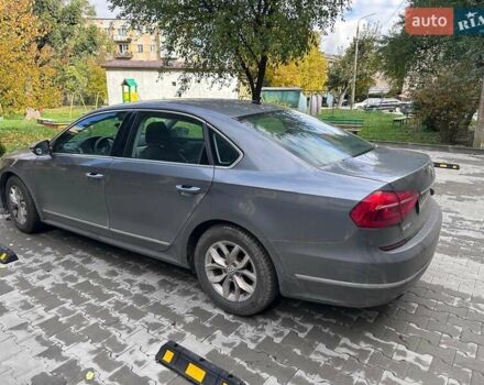 Серый Фольксваген Пассат, объемом двигателя 1.8 л и пробегом 104 тыс. км за 12000 $, фото 3 на Automoto.ua