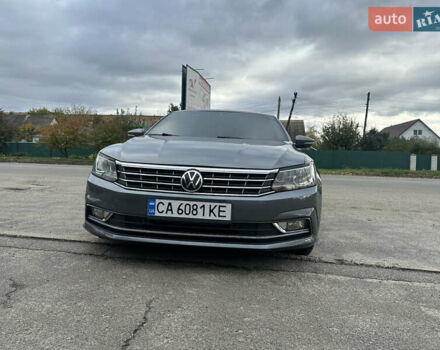 Сірий Фольксваген Пассат, об'ємом двигуна 1.8 л та пробігом 129 тис. км за 13700 $, фото 5 на Automoto.ua
