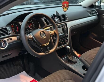 Серый Фольксваген Пассат, объемом двигателя 1.8 л и пробегом 109 тыс. км за 13490 $, фото 28 на Automoto.ua