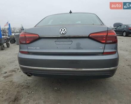 Сірий Фольксваген Пассат, об'ємом двигуна 1.8 л та пробігом 145 тис. км за 2200 $, фото 5 на Automoto.ua