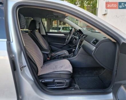 Серый Фольксваген Пассат, объемом двигателя 1.8 л и пробегом 169 тыс. км за 11490 $, фото 41 на Automoto.ua