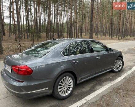 Серый Фольксваген Пассат, объемом двигателя 1.8 л и пробегом 122 тыс. км за 13000 $, фото 4 на Automoto.ua