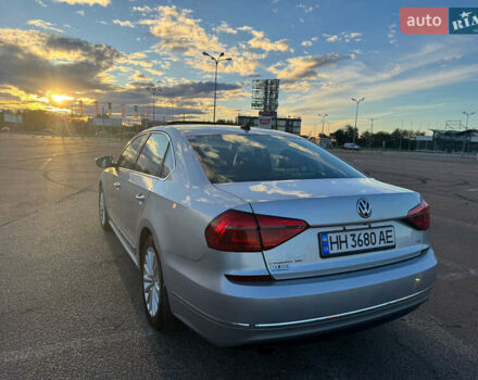 Серый Фольксваген Пассат, объемом двигателя 1.8 л и пробегом 177 тыс. км за 12000 $, фото 14 на Automoto.ua