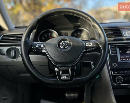 Серый Фольксваген Пассат, объемом двигателя 1.8 л и пробегом 298 тыс. км за 11500 $, фото 8 на Automoto.ua