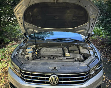 Серый Фольксваген Пассат, объемом двигателя 1.8 л и пробегом 165 тыс. км за 14200 $, фото 37 на Automoto.ua