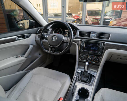 Фольксваген Пассат 2016 в Киеве на Automoto.ua Серый Фольксваген Пассат, объемом двигателя 1.8 л и пробегом 180 тыс. км за 12900 $, фото 20 на Automoto.ua