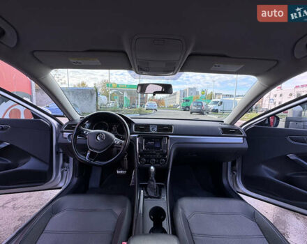 Фольксваген Пассат 2016 в Киеве на Automoto.ua Серый Фольксваген Пассат, объемом двигателя 1.8 л и пробегом 153 тыс. км за 15200 $, фото 54 на Automoto.ua