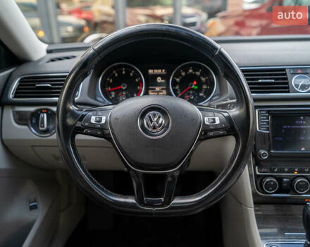 Фольксваген Пассат 2016 в Киеве на Automoto.ua Серый Фольксваген Пассат, объемом двигателя 1.8 л и пробегом 180 тыс. км за 12900 $, фото 25 на Automoto.ua
