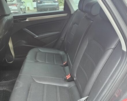 Серый Фольксваген Пассат, объемом двигателя 1.8 л и пробегом 170 тыс. км за 5000 $, фото 13 на Automoto.ua