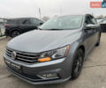 Серый Фольксваген Пассат, объемом двигателя 1.8 л и пробегом 209 тыс. км за 12490 $, фото 1 на Automoto.ua