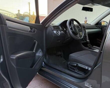 Серый Фольксваген Пассат, объемом двигателя 1.8 л и пробегом 194 тыс. км за 10700 $, фото 15 на Automoto.ua