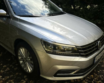 Серый Фольксваген Пассат, объемом двигателя 1.8 л и пробегом 165 тыс. км за 14200 $, фото 4 на Automoto.ua