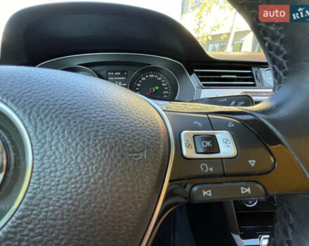 Серый Фольксваген Пассат, объемом двигателя 1.6 л и пробегом 297 тыс. км за 15000 $, фото 67 на Automoto.ua