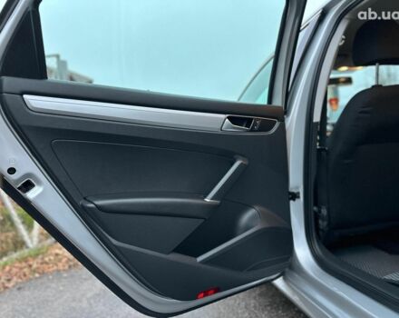 Серый Фольксваген Пассат, объемом двигателя 1.8 л и пробегом 109 тыс. км за 13490 $, фото 12 на Automoto.ua