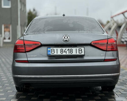 Серый Фольксваген Пассат, объемом двигателя 1.8 л и пробегом 138 тыс. км за 12500 $, фото 5 на Automoto.ua