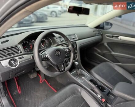 Сірий Фольксваген Пассат, об'ємом двигуна 1.8 л та пробігом 113 тис. км за 12200 $, фото 14 на Automoto.ua