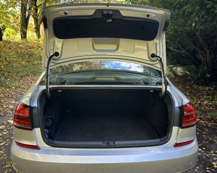 Серый Фольксваген Пассат, объемом двигателя 1.8 л и пробегом 165 тыс. км за 14200 $, фото 43 на Automoto.ua