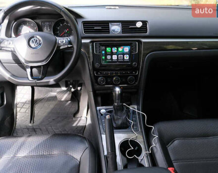 Сірий Фольксваген Пассат, об'ємом двигуна 1.8 л та пробігом 139 тис. км за 14400 $, фото 14 на Automoto.ua