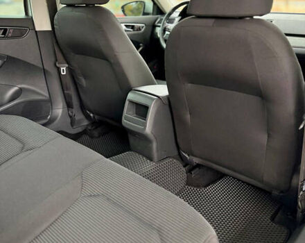 Сірий Фольксваген Пассат, об'ємом двигуна 1.8 л та пробігом 172 тис. км за 10399 $, фото 16 на Automoto.ua