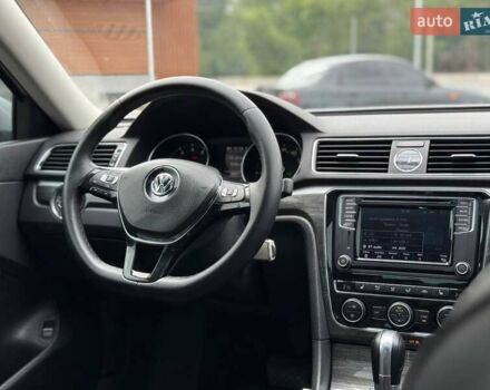 Серый Фольксваген Пассат, объемом двигателя 1.78 л и пробегом 177 тыс. км за 12400 $, фото 36 на Automoto.ua