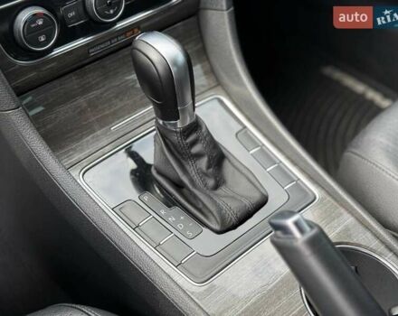 Серый Фольксваген Пассат, объемом двигателя 1.78 л и пробегом 177 тыс. км за 12400 $, фото 25 на Automoto.ua