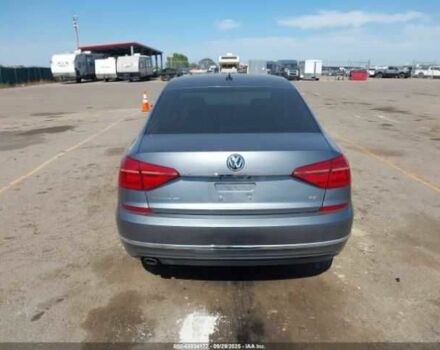 Сірий Фольксваген Пассат, об'ємом двигуна 0 л та пробігом 82 тис. км за 2000 $, фото 15 на Automoto.ua