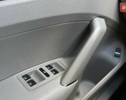 Сірий Фольксваген Пассат, об'ємом двигуна 1.8 л та пробігом 201 тис. км за 12500 $, фото 19 на Automoto.ua