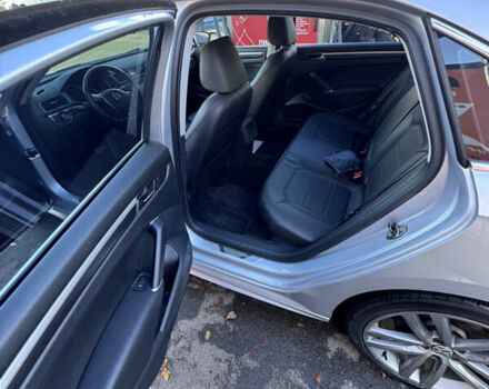 Фольксваген Пассат 2016 в Киеве на Automoto.ua Серый Фольксваген Пассат, объемом двигателя 1.8 л и пробегом 153 тыс. км за 15200 $, фото 27 на Automoto.ua