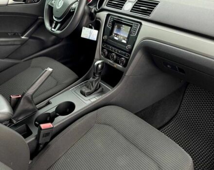 Серый Фольксваген Пассат, объемом двигателя 1.8 л и пробегом 172 тыс. км за 10299 $, фото 14 на Automoto.ua