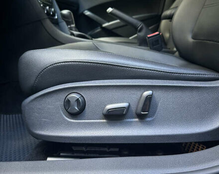 Серый Фольксваген Пассат, объемом двигателя 1.8 л и пробегом 165 тыс. км за 14200 $, фото 10 на Automoto.ua