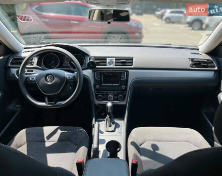 Серый Фольксваген Пассат, объемом двигателя 1.8 л и пробегом 111 тыс. км за 12999 $, фото 19 на Automoto.ua