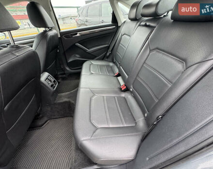 Серый Фольксваген Пассат, объемом двигателя 1.8 л и пробегом 209 тыс. км за 12490 $, фото 27 на Automoto.ua