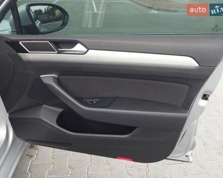 Серый Фольксваген Пассат, объемом двигателя 0 л и пробегом 196 тыс. км за 13777 $, фото 64 на Automoto.ua