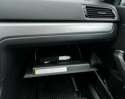 Серый Фольксваген Пассат, объемом двигателя 1.8 л и пробегом 190 тыс. км за 16000 $, фото 34 на Automoto.ua