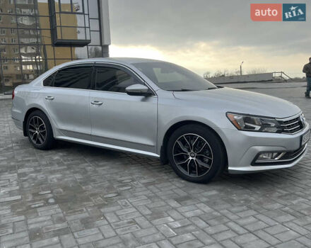 Сірий Фольксваген Пассат, об'ємом двигуна 1.8 л та пробігом 160 тис. км за 12200 $, фото 6 на Automoto.ua