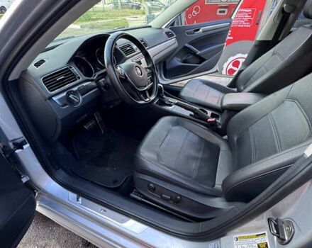 Фольксваген Пассат 2016 в Киеве на Automoto.ua Серый Фольксваген Пассат, объемом двигателя 1.8 л и пробегом 153 тыс. км за 15200 $, фото 30 на Automoto.ua