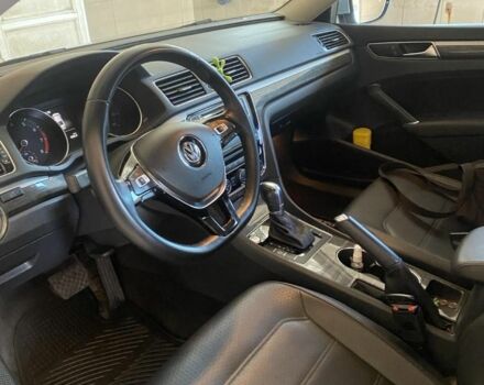 Серый Фольксваген Пассат, объемом двигателя 1.8 л и пробегом 104 тыс. км за 15000 $, фото 9 на Automoto.ua